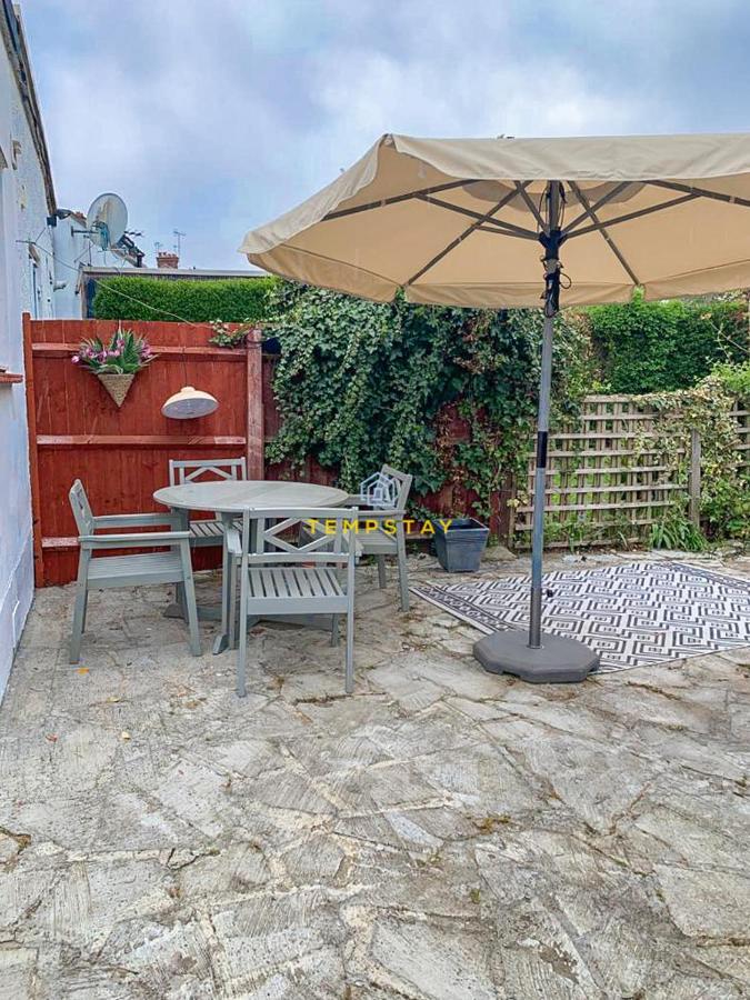 5 Bed/4 Bath At Wembley Stadium & Free Parking London Eksteriør billede